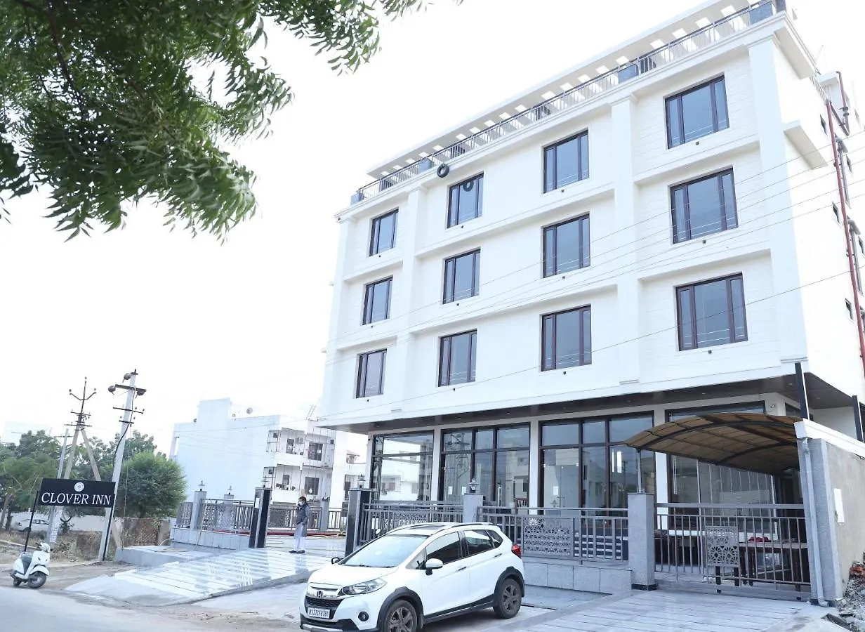 Clover Inn Udaipur Hotel