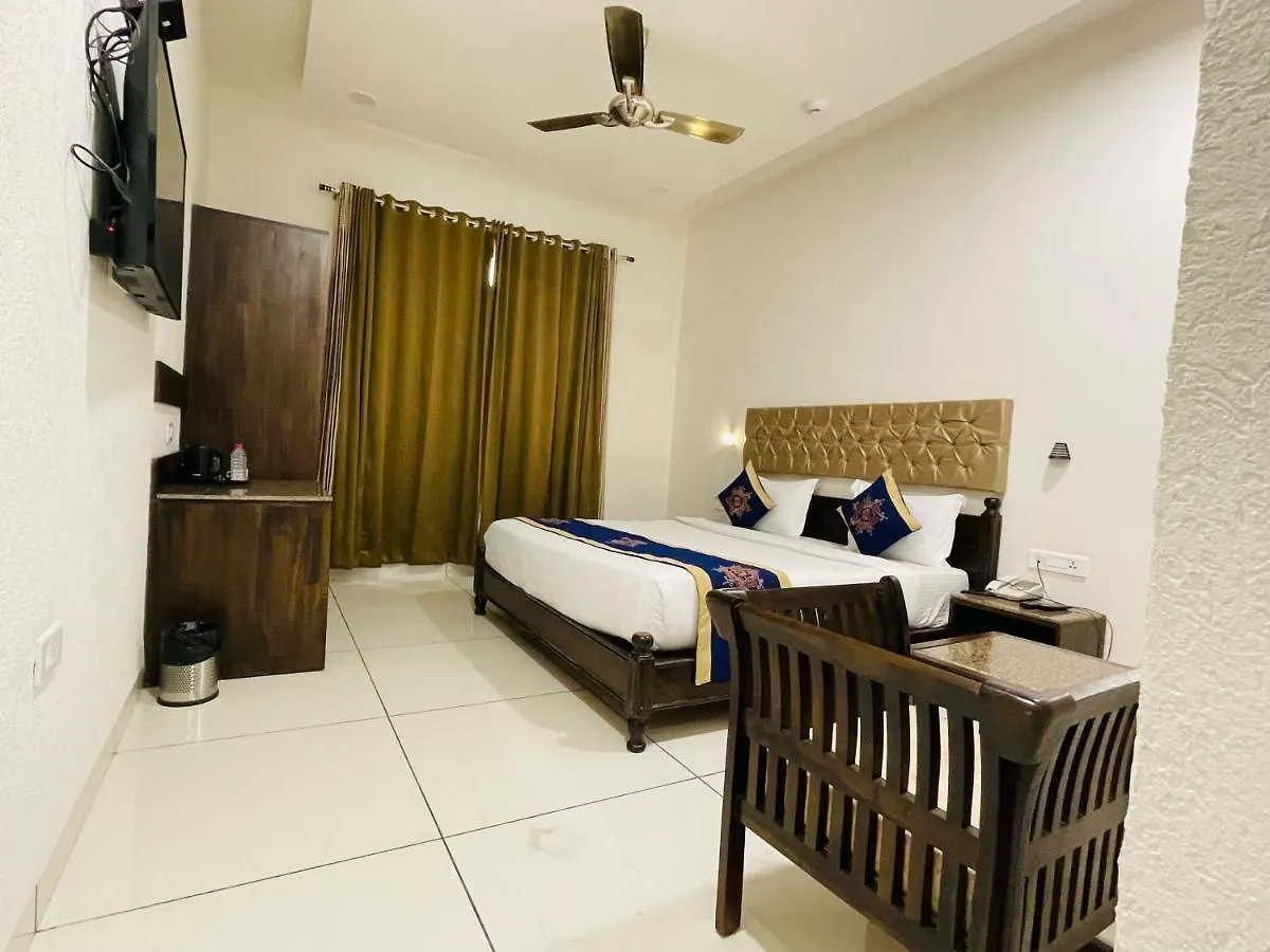 Clover Inn Udaipur 3*,  Indien