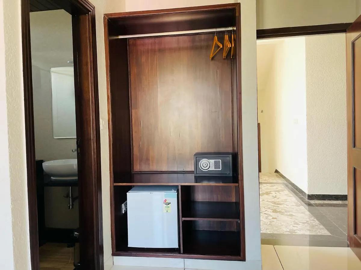 Hotel Clover Inn Udaipur