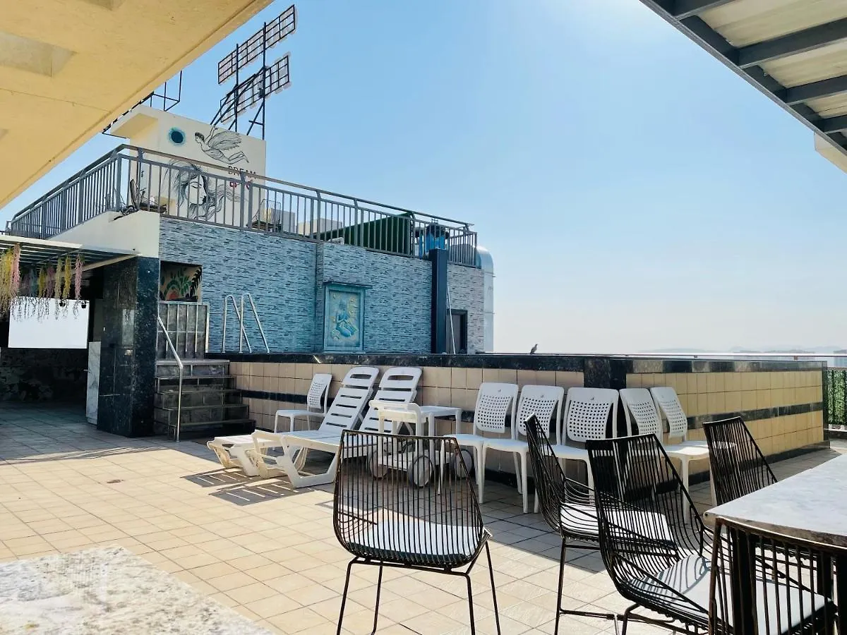 Clover Inn Udaipur 3*,